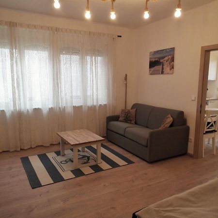 Appartement Blue Dinghi Mörbisch am See Eksteriør billede